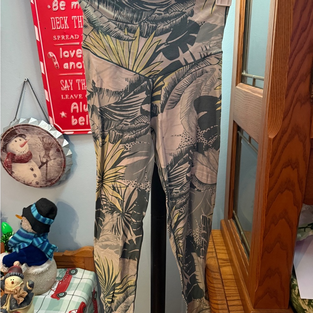 Aerie Tropical Print Leggings